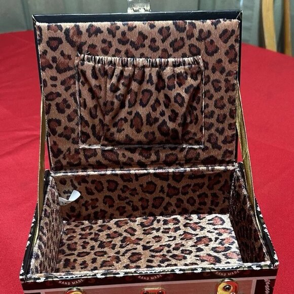 Romeo Roma Cigar Box Purse Bamboo Handle Lined Leopard Print/Pocket Novelty - Picture 3 of 5
